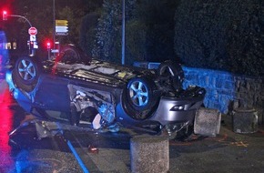 Polizei Mettmann: POL-ME: Sekundenschlaf: 21-Jähriger verliert Kontrolle über sein Auto - Totalschaden - Heiligenhaus - 2009139