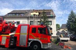 Feuerwehr Mülheim an der Ruhr: FW-MH: Paralleleinsätze beschäftigen die Berufsfeuerwehr Mülheim an der Ruhr.