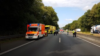 Feuerwehr Bochum: FW-BO: Verkehrsunfall auf der A40 in BO-Werne