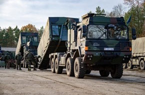 Presse- und Informationszentrum der Streitkräftebasis: Zeitenwende in der Logistik: Mobile Logistiktruppen der Bundeswehr in neuer kriegstüchtiger Struktur / Logistikbataillone werden Regimentern unterstellt