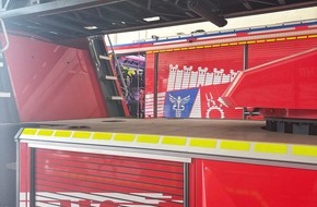 Feuerwehr Oberhausen: FW-OB: Zimmerbrand in Oberhausen-Lirich-S&uuml;d - eine Person verstorben