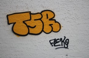 Polizeidirektion Kaiserslautern: POL-PDKL: Wände mit Graffiti besprüht