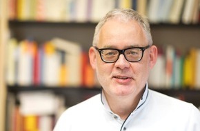 Albert-Ludwigs-Universit&auml;t Freiburg: Politikpanel-Umfrage zu Musterung, Bundeswehr und Social Media