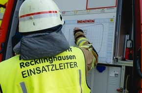 Feuerwehr Recklinghausen: FW-RE: Brand in der achten Ebene eines Mühlenbetriebs - keine verletzten Personen