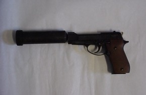 Polizei Düsseldorf: POL-D: Foto der Waffe zur Pressemitteilung von heute