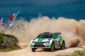 Skoda Auto Deutschland GmbH: Rallye Türkei: SKODA Piloten Jan Kopecký und Pontus Tidemand kämpfen um den WRC 2-Titel (FOTO)