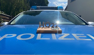 Polizeiinspektion Hameln-Pyrmont/Holzminden: POL-HM: Positives Resümee der Polizeiinspektion Hameln-Pyrmont/Holzminden nach dem 8. Internationalen VW Veteranentreffen in Hessisch Oldendorf