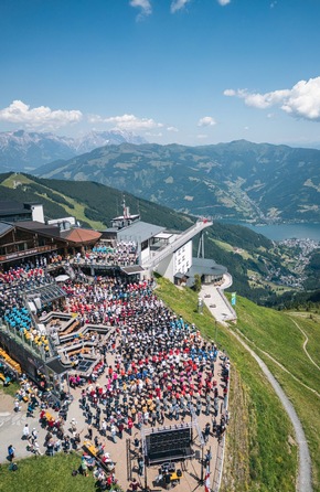 Österreich holt RID-Weltrekord: »höchstgelegener Country- &amp; Western Line-Dance-Workshop« in Zell am See zertifiziert