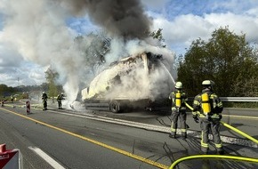 Freiwillige Feuerwehr Werne: FW-WRN: LKW in Vollbrand auf der Autobahn 1
