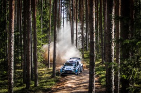 Ford fährt mit dem Fiesta WRC bei der superschnellen Rallye Estland unter die besten Sechs