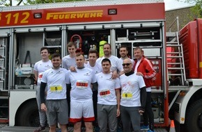 Feuerwehr Mettmann: FW Mettmann: Feuerwehr Mettmann beim Bachlauf erfolgreich