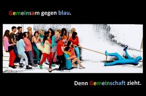 DAK-Gesundheit: Kunst gegen Komasaufen: Drogenbeauftragte und DAK küren die besten Plakate 2013 (BILD)