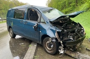 Freiwillige Feuerwehr Alpen: FW Alpen: Verkehrsunfall auf der A57