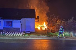 Polizeidirektion Wittlich: POL-PDWIL: Holzschuppen in Vollbrand