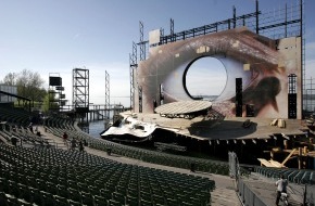 Bregenzer Festspiele GmbH: Zusatzvorstellung für "Tosca": Puccinis Opernthriller 26 Mal auf der Seebühne