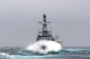 Presse- und Informationszentrum Marine: Marine - Pressemitteilung / Pressetermin: "Köln" am Horn von Afrika - Fregatte "Köln" läuft zum "Atalanta"-Einsatz aus (mit Bild)