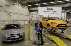 Ford-Werke GmbH: Produktionsstart des Ford Focus ST - Ford-Werk in Saarlouis baut Ford Focus-Modellpalette weiter aus (BILD)