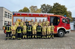 Feuerwehr Xanten: FW Xanten: Erfolgreicher Abschluss der Truppmann Module 1 und 2 der Feuerwehren Alpen, Sonsbeck und Xanten