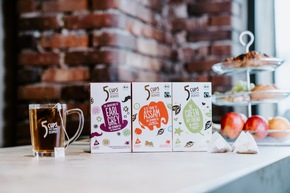 Pressemitteilung: Die neue Teemarke für die Gastronomie - 5 Cups and some leaves