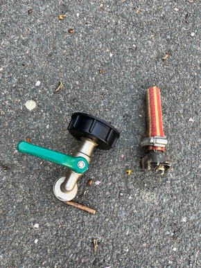 POL-WHV: Sicherstellung von mutma&szlig;lichem Diebesgut - Polizei sucht Gesch&auml;digte