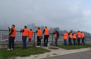 Freiwillige Feuerwehr Reichenau: FW Reichenau: Brennendes Fahrzeug im Tunnel - Feuerwehren üben den Ernstfall - Brandschutzübung im Tunnel Waldsiedlung B33 - Tunnel-Waldsiedlung, 11.10.2025