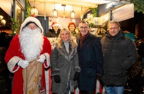 Klinikum Nürnberg: Süßes vom Nikolaus am Stand des Kinderklinikums Nürnberg auf dem Christkindlesmarkt
