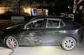 Polizei Bielefeld: POL-BI: Unfall und Flucht nach Rotlichtversto&szlig;