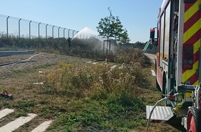 Feuerwehr Dinslaken: FW Dinslaken: Ereignisreicher Tag bei der Feuerwehr