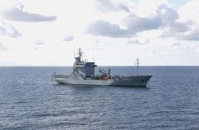 Presse- und Informationszentrum Marine: Marine :Tender DONAU wieder daheim