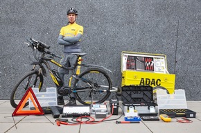 ADAC-Pannenhilfe kommt mit dem E-Bike / Automobilclub setzt im Rahmen eines Pilotprojekts in Berlin und Stuttgart auf Elektrofahrräder