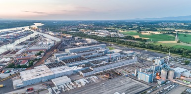 Koehler Group: Koehler Paper und die Badischen Stahlwerke starten Machbarkeitsprüfung für Windenergie im Rheinhafen Kehl