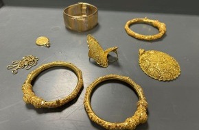 Hauptzollamt Ulm: HZA-UL: Flughafenzoll entdeckt unversteuerten Goldschmuck