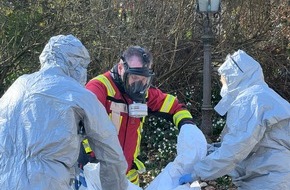 Feuerwehr Plettenberg: FW-PL: Feuerwehr unterstützt nach Flugzeugabsturz bei der Bergung der Maschine