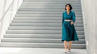 the social. Academy GmbH: Stress, Druck, ein Glas Wein: Warum Karrierefrauen oft falsch abschalten