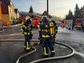 FW LK Neunkirchen: Ruhiger Jahreswechsel - Ehrenamtliche Kräfte meistern 11 Einsätze in der Silvesternacht