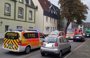 Feuerwehr Recklinghausen: FW-RE: Zwei verletzte Personen nach Sturz aus großer Höhe - hierunter ein Kind