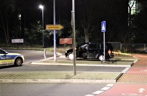 Polizei Rheinisch-Bergischer Kreis: POL-RBK: Bergisch Gladbach - Unfall im Kreisverkehr Schnabelsmühle