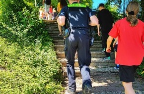 Polizeiinspektion Hameln-Pyrmont/Holzminden: POL-HM: Sicher zur Schule - Verkehrserziehung mit ukrainischen Flüchtlingen in Bodenwerder
