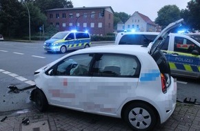 Polizei Coesfeld: POL-COE: Lüdinghausen, B58/ Auto und Bus kollidieren