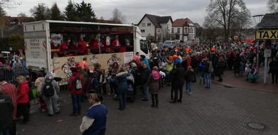 Polizeidirektion Kaiserslautern: POL-PDKL: 68.Ramsteiner Faschingsumzug trotzt dem Wetter