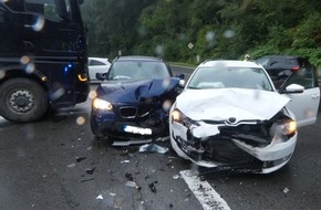 Kreispolizeibehörde Oberbergischer Kreis: POL-GM: Unfall im Einmündungsbereich