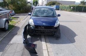 Polizei Essen: POL-E: Mülheim: Blauer Daihatsu nach Unfallflucht nicht mehr fahrbereit - Zeugen gesucht