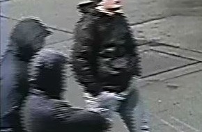 Polizei Wolfsburg: POL-WOB: Handtaschenraub - Täter gesucht