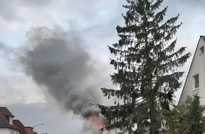 Feuerwehr Detmold: FW-DT: Feuer - Dachgeschosswohnung Lemgoer Straße