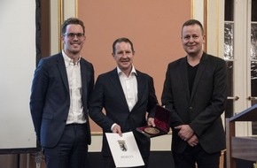 Ottobock SE & Co. KGaA: Berlin zeichnet Prof. Hans Georg Näder mit Denkmalpreis aus