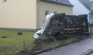 Polizei Rhein-Erft-Kreis: POL-REK: 230804-3: Autofahrer bei Alleinunfall leicht verletzt