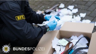 Bundespolizeidirektion München: Bundespolizeidirektion München: Umsetzung richterlicher Beschlüsse / Bundespolizei durchsucht bei Tatverdächtigen einer gefährlichen Körperverletzung