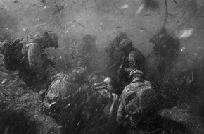 I shot it: Fotograf der New York Times und Pulitzer-Preisträger gewinnt Black-And-White Fotowettbewerb von i-shot-it.com