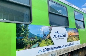 Blauer AUTOZUG Sylt: In einer Nacht von Sylt nach Salzburg: ALPEN-SYLT Nachtexpress absolviert mit 120 Gästen an Bord erfolgreich rund 1.000 Kilometer lange Premierenfahrt nach Österreich.