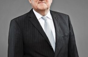 ABDA Bundesvgg. Dt. Apothekerverbände: Deutscher Apothekerverband: Fritz Becker bleibt Vorsitzender (BILD)